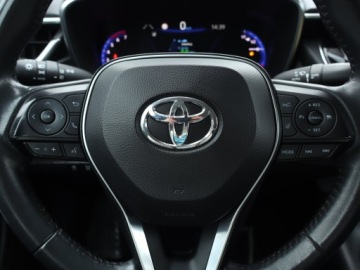 Toyota Corolla XII Sedan 1.8 Hybrid 122KM 2022 Toyota Corolla 1.8 Hybrid, Salon Polska, zdjęcie 19