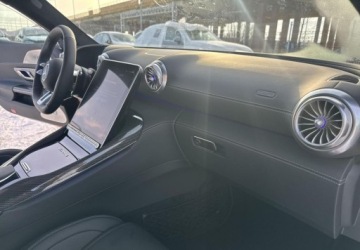 Mercedes AMG GT C190 Coupe 4d Facelifting 4.0 63 585KM 2025 Mercedes-Benz AMG GT GT 63 4m Coupe Pakiet wyposazenia Premium Plus 4.0, zdjęcie 19