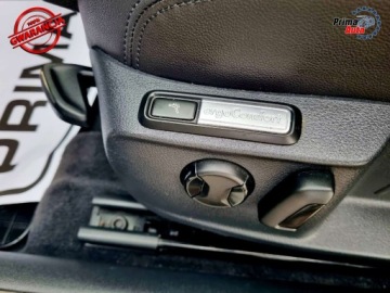 Volkswagen Passat B8 Variant 2.0 TDI 150KM 2015 Volkswagen Passat HIGHLINE 2.0 TDI 150KM DSG- Navigacja, masaze, idealny,, zdjęcie 16