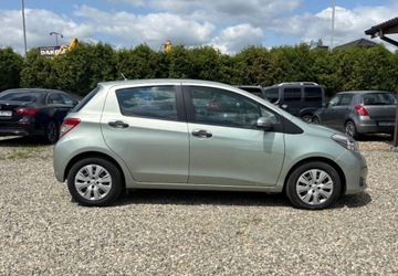 Toyota Yaris III Hatchback 5d 1.0 VVT-i 69KM 2011 Toyota Yaris Niski Przebieg Benzyna 70KM, zdjęcie 5
