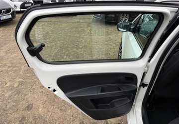 Volkswagen up! Hatchback 5d 1.0 MPI 60KM 2015 Volkswagen up Volkswagen up Benzyna 60KM, zdjęcie 16