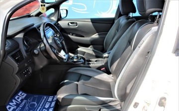 Nissan Leaf II Hatchback Elektryczny 40kWh 150KM 2018 Nissan Leaf Elektryczny 150KM, zdjęcie 17