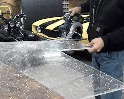 УСЛУГИ РЕЗКИ оргстекла, ПВХ, дибонда, поликарбоната