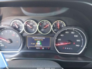 Chevrolet Silverado II 2020 Chevrolet Silverado 1500 Short Bed, 2020r., 4x4, 3.0L 3.0 Diesel 277KM, zdjęcie 10