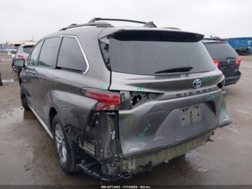Toyota Sienna III 2022 Toyota Sienna Le, 2022r., 4x4, 2.5L 2.5 Benzyna 189KM, zdjęcie 3