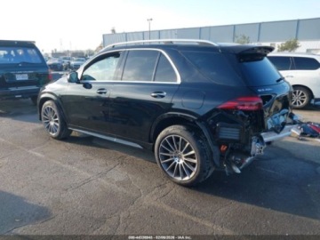 Mercedes GLE V167 SUV Plug-In Facelifting 2.0 400e 381KM 2025 Mercedes-Benz GLE 450e 4matic, 2025r., 4x4, 2.0L 2.0 Hybryda Plug-in 381KM, zdjęcie 2