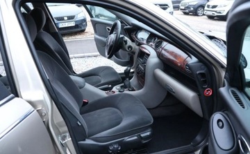 Rover 75 Sedan 2.0 V6 150KM 1999 Rover 75 Tempomat , Dwustrefowa klimatyzacja , wielofunkcyjna kierownica, zdjęcie 10