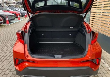 Toyota C-HR I Crossover Facelifting 2.0 Hybrid Dynamic Force 184KM 2021 Toyota C-HR Toyota C-HR 2.0 Hybrid GR Sport 2.0 Hybryda 184KM, zdjęcie 7