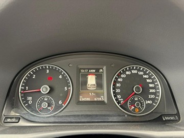 Volkswagen Touran II 2.0 TDI 140KM 2015 Volkswagen Touran Highline 7 osobowy navi, zdjęcie 10