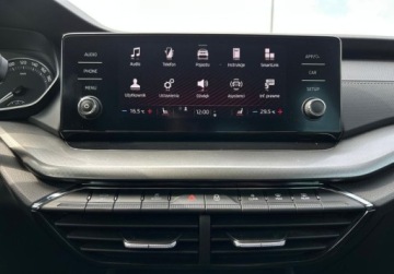 Skoda Octavia IV Liftback 2.0 TDI 115KM 2022 Skoda Octavia Nowy ROZRZAD, OPONY, Podgrzewane 4 fotele, Tempomat, Kamera,, zdjęcie 25