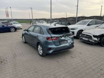Kia Ceed III Hatchback Facelifting  1.0 T-GDI 120KM 2023 Kia Cee'd Podgrzewanie Kamera Line Asist, zdjęcie 3