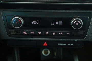 Seat Ibiza IV SportTourer Facelifting 1.2 TSI 90KM 2016 Seat Ibiza 1.2 TSI, Klima, Klimatronic, Tempomat, zdjęcie 10