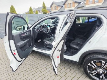 Volvo XC40 Crossover 1.5 T3 163KM 2021 Volvo XC 40 ___R-Design___T3 163KM Geartronic FULL LED Skora Alcantara Kam, zdjęcie 18