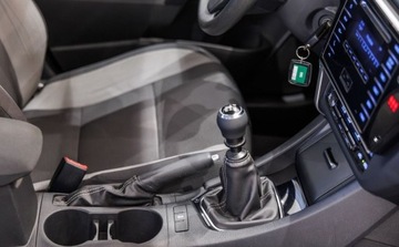 Toyota Auris II Hatchback 5d Facelifting 1.33 Dual VVT-i 99KM 2015 Toyota Auris 1.33 VVT-i Active 1.3 Benzyna 99KM, zdjęcie 29