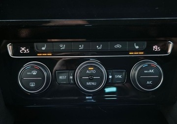 Volkswagen Passat B8 Variant 2.0 TDI BlueMotion SCR 150KM 2018 Volkswagen Passat Highline Pakiety, ACC, Kamera, GPS, ergoComfort, TOP LE, zdjęcie 25