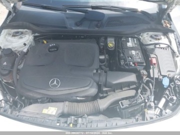 Mercedes CLA C117 2018 Mercedes-Benz CLA 2018 Mercedes-Benz CLA CLA 250 4MATIC Coupe 2.0 Benzyna, zdjęcie 8