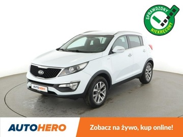 Kia Sportage III SUV Facelifting 2.0 CRDi 136KM 2014 Kia Sportage 4x4 skóra navi klima auto kamera i