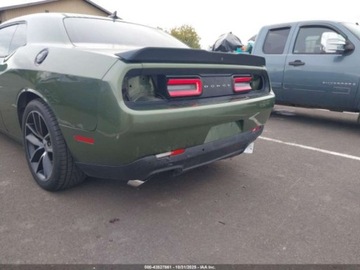 Dodge Challenger III 2018 Dodge Challenger 5.7 V8 benzyna 372KM wersja RT Plus SHAKER , mala szkoda, zdjęcie 9