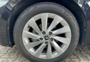 Skoda Octavia IV 2025 Skoda Octavia 1.5 TSI mHev 115 KM 7 DSG Selection 1.5 Benzyna 115KM, zdjęcie 9
