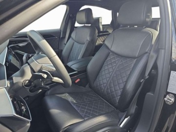 Audi A8 D5 Sedan Facelifting 3.0 55 TFSI 340KM 2023 Audi A8 Long, panoramiczny dach, skretna tylna os, kamery 360, head up, BO, zdjęcie 10