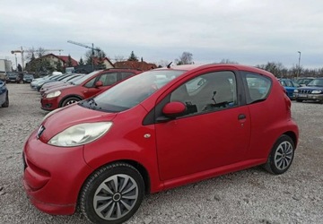 Peugeot 107 Hatchback 5d 1.0 12V 68KM 2006