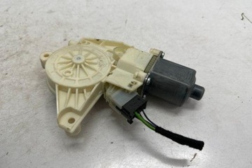 MOTOREK OKNO PŘEDNÍCH LEVÝCH DVEŘE MERCEDES-BENZ A (W176) A2469065100