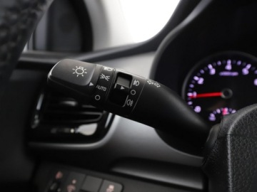 Kia Stonic I Crossover 1.0 T-GDI 100KM 2019 Kia Stonic klima auto navi kamera ic zujniki, zdjęcie 30