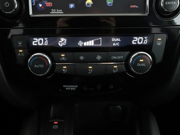 Nissan Qashqai II Crossover Facelifting 1.2 DiG-T 115KM 2018 Nissan Qashqai navi klima auto kamera i czujniki p, zdjęcie 25