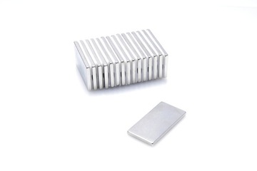 STRONG Оранжевый магнитный браслет