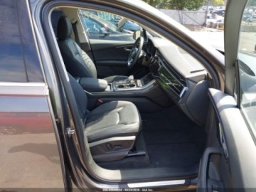 Audi Q7 II (4M) 2020 Audi Q7 2020 AUDI Q7 PREMIUM PLUS 45 TFSI QUATTRO TIPTRONIC 2.0 Benzyna, zdjęcie 5