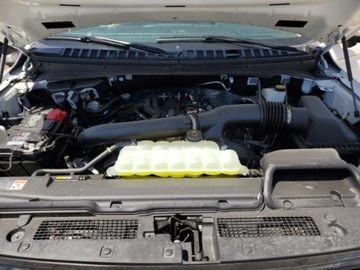 Ford Expedition III 2024 Ford Expedition 2024, 3.5L, 4x4, XLT, po gradobiciu 3.5 Benzyna 380KM, zdjęcie 11