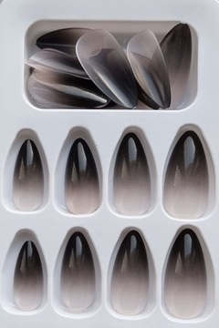 Искусственные ногти советы миндаль градиент черный обнаженный