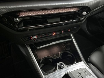 BMW Seria 3 G20-G21 Limuzyna 2.0 320d 190KM 2025 320d xDrive Sport Sedan 2.0 (190KM) 2025, zdjęcie 11