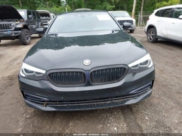 BMW Seria 5 G30-G31 2019 BMW Seria 5 2019 BMW 530E XDRIVE IPERFORMANCE 2.0 Benzyna 180KM, zdjęcie 7