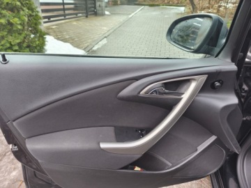 Opel Astra J Hatchback 5d 1.4 Turbo ECOTEC 140KM 2011 OPEL ASTRA J 1,4 140KM Stan BDB, zdjęcie 15