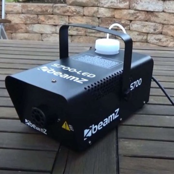 Дымогенератор BeamZ мощностью 700 Вт с пилотной жидкостью