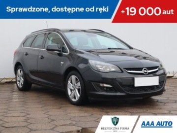 Opel Astra J Sports Tourer Facelifting 1.6 CDTI ecoFLEX 110KM 2014 Opel Astra 1.6 CDTI, Klima, Klimatronic