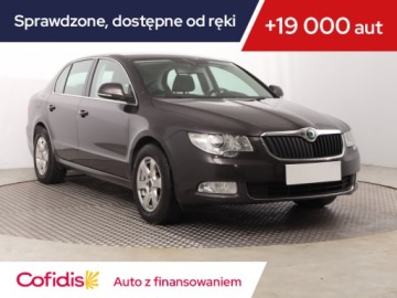 Skoda Superb II Sedan 2.0 TSI 200KM 2010 Skoda Superb 2.0 TSI, Salon Polska, DSG, Xenon