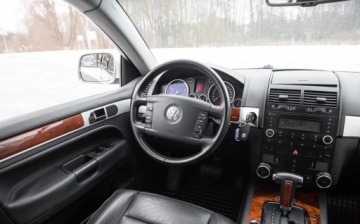 Volkswagen Touareg I 3.2 i V6 24V 220KM 2003 Volkswagen Touareg 3.2 V6 220KM Automat Skora Climatron Full Serwis ASO, zdjęcie 20