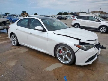 Alfa Romeo Giulia II 2018 Alfa Romeo Giulia Ti 2018 2.0l 2.0 Benzyna 280KM, zdjęcie 4