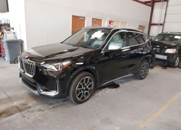 BMW X1 U11 2023 BMW X1 2023r., Xdrive28i, 2L, od ubezpieczalni 2.0 Benzyna 244KM, zdjęcie 1