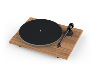 Pro-Ject T1 - Аналоговый проигрыватель из орехового дерева
