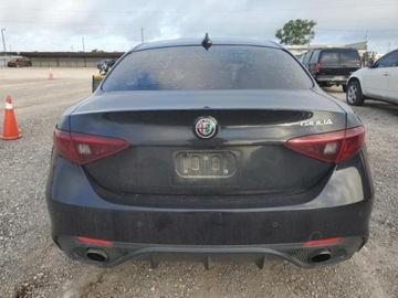 Alfa Romeo Giulia II 2018 Alfa Romeo Giulia 2018 ALFA ROMEO GIULIA TI, silnik benzynowy 2.0 L 2.0, zdjęcie 6