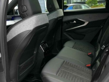 Peugeot 3008 III SUV Hybrid 1.2 Hybrid 145 145KM 2026 Od ręki - 3008 GT Exclusive e-DCS6 1.2 mHEV 145KM, zdjęcie 12