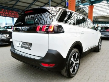 Peugeot 5008 II Crossover Facelifting 2.0 BlueHDi 177KM 2023 Peugeot 5008 7OSÓB ALLURE LED 1wł Bezwyp Kraj, zdjęcie 9