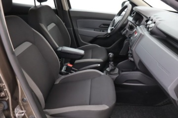 Dacia Duster II SUV 1.0 TCe 101KM 2020 Dacia Duster 1.0 TCe, Salon Polska, GAZ, Klima, zdjęcie 8