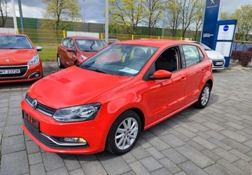 Volkswagen Polo V Hatchback 3d Facelifting 1.2 TSI BlueMotion Technology 90KM 2017 Volkswagen Polo Volkswagen Polo 1.2 TSI stan b...