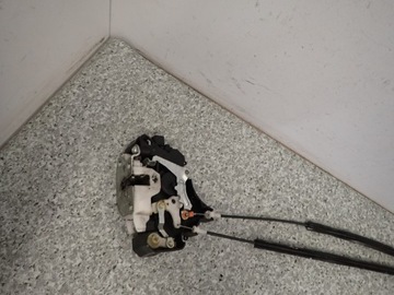 MITSUBISHI COLT 3D 04- CZ3 ZÁMEK DVEŘE PRAVÝCH Z TÁHLO EVROPA