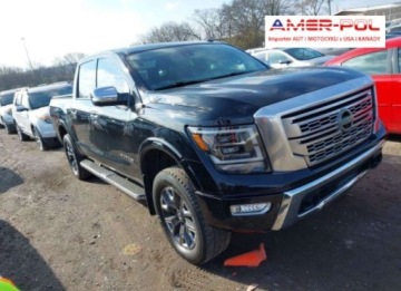 Nissan Titan 2021 Nissan Titan 2021, 5.6L, 4x4, PLATINUM RESERVE, od ubezpieczalni 5.6 400KM