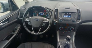 Ford S-Max II Van 2.0 EcoBlue 150KM 2019 Ford S-Max Ford S-Max 2.0 EcoBlue Trend 2.0 Diesel 150KM, zdjęcie 13